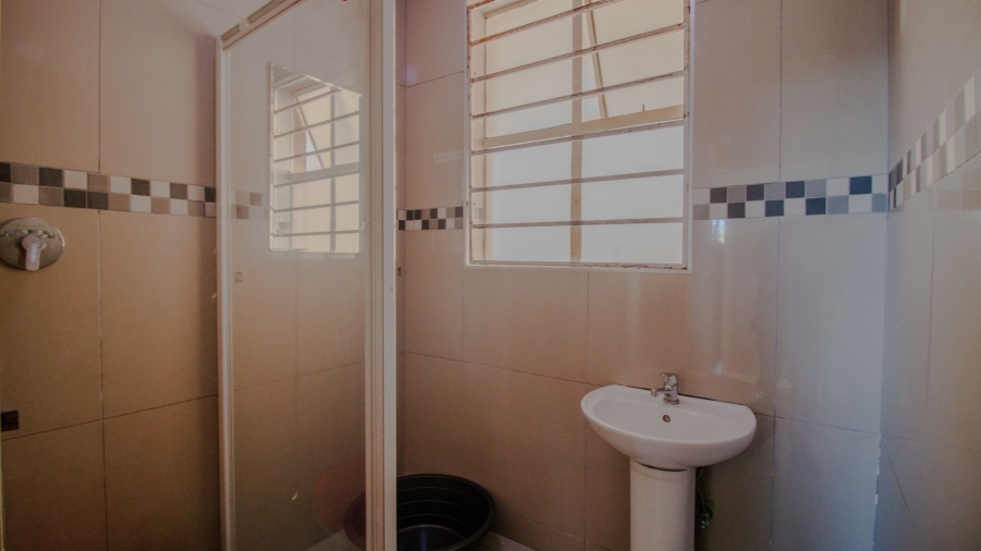 4 Bedroom Property for Sale in Southernwood Eastern Cape